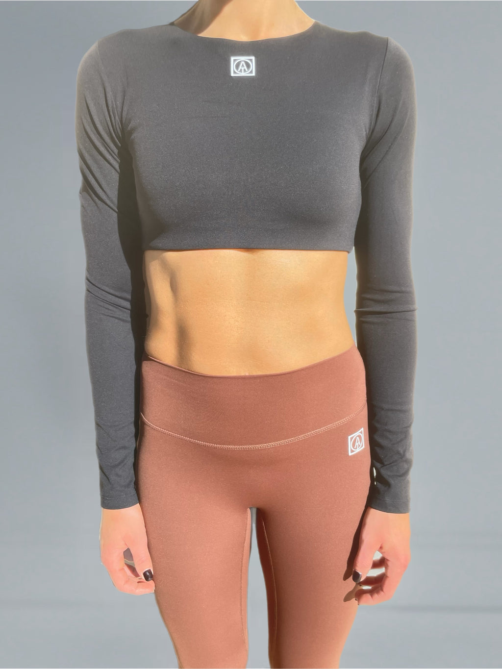 SOL Top Crop Long Sleeves-Black
