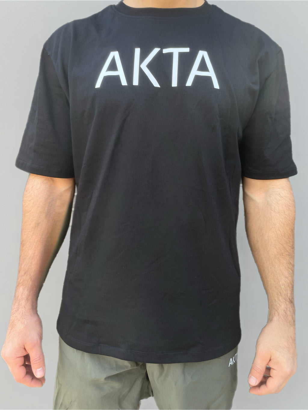 RUNA Tee - Black - Unisex