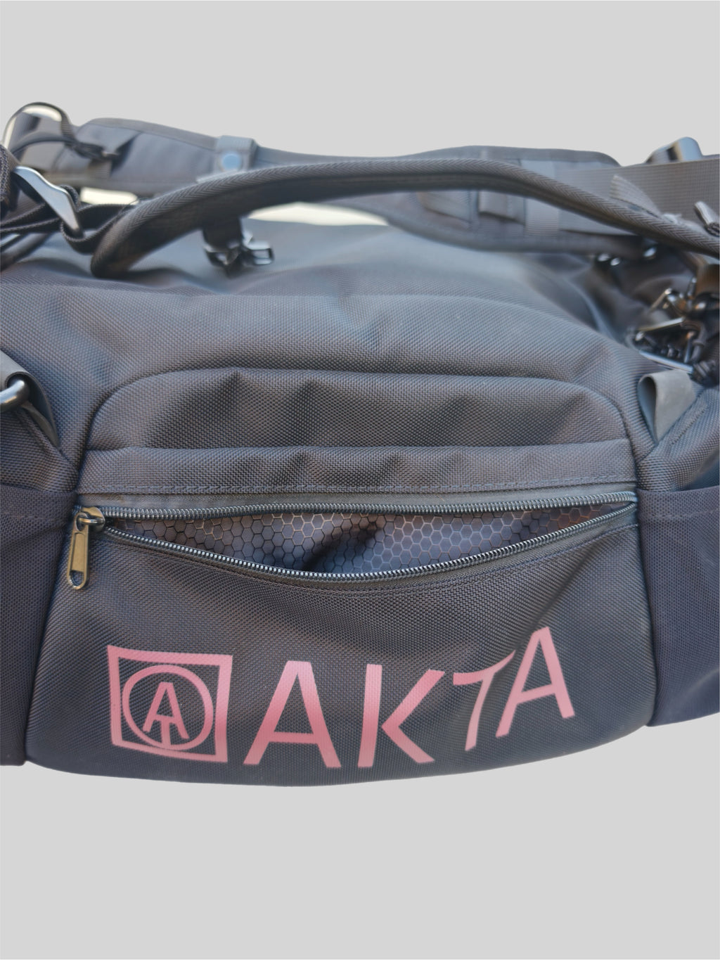SKOLDEN BACK PACK & DUFFLE, Burgundy.