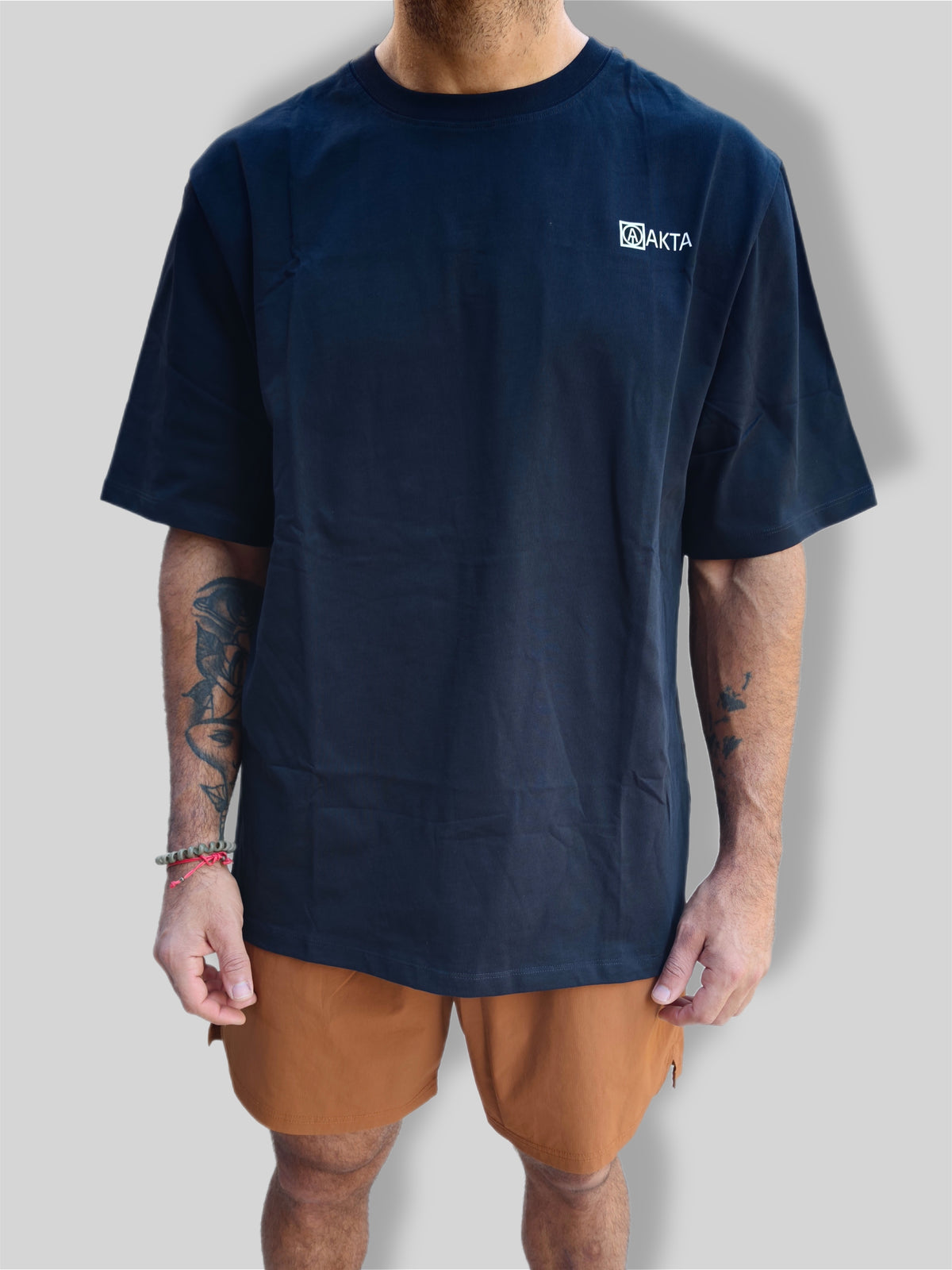 Kura Tee-Black